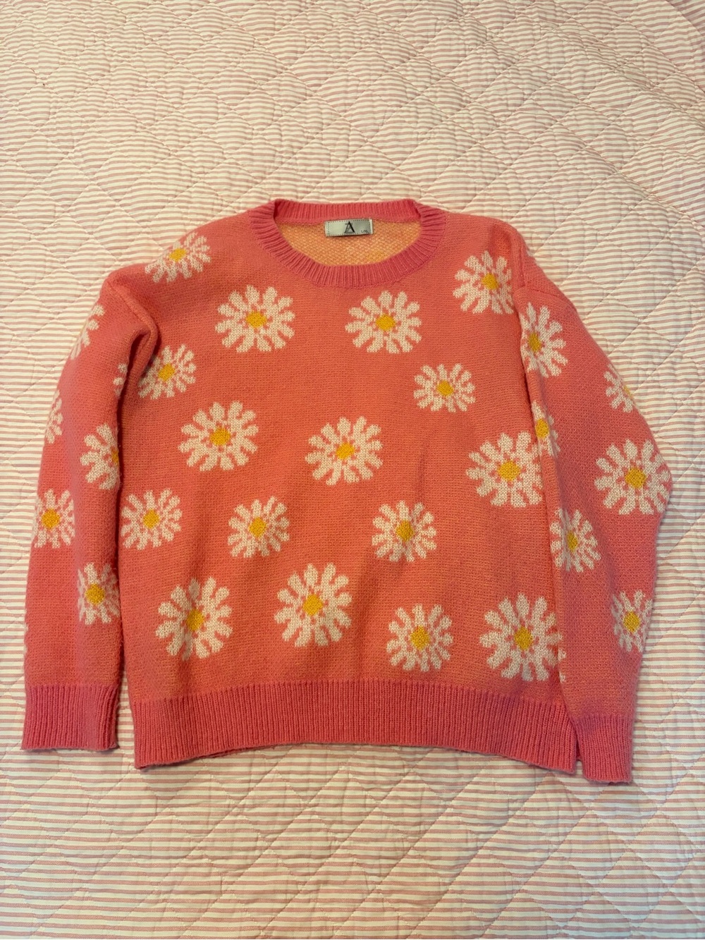 Women's Coral Daisy Crewneck Sweater